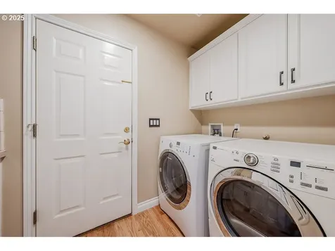 20284 Quinalt Drive Oregon City OR 97045