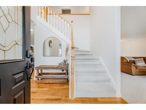 20284 Quinalt Drive Oregon City OR 97045