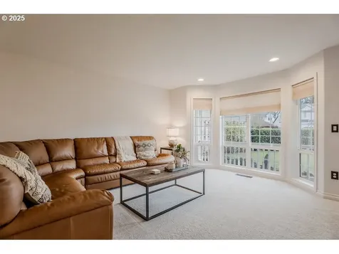 20284 Quinalt Drive Oregon City OR 97045