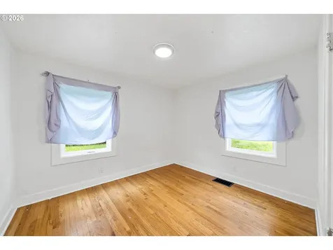 2514 NE 102nd Avenue Portland OR 97220