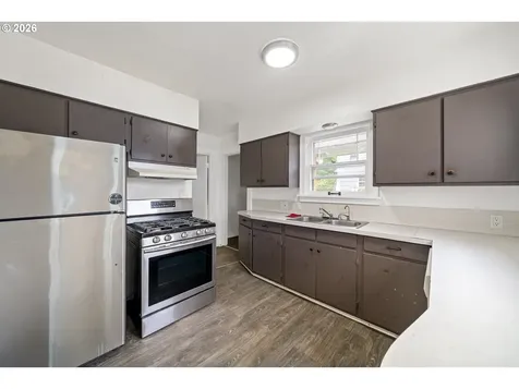 2514 NE 102nd Avenue Portland OR 97220