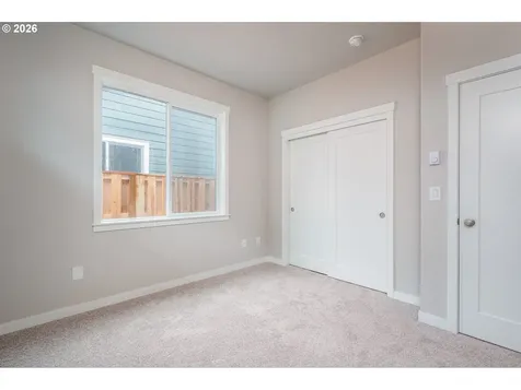 6225 SE Knapp Street Portland OR 97206