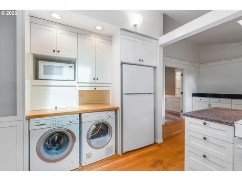 4321 Woodside Circle Lake Oswego OR 97035