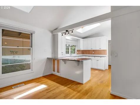 4321 Woodside Circle Lake Oswego OR 97035