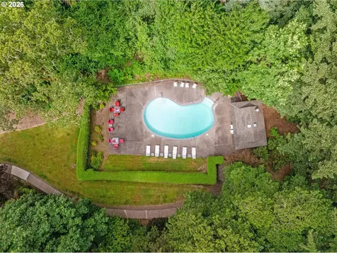 4321 Woodside Circle Lake Oswego OR 97035