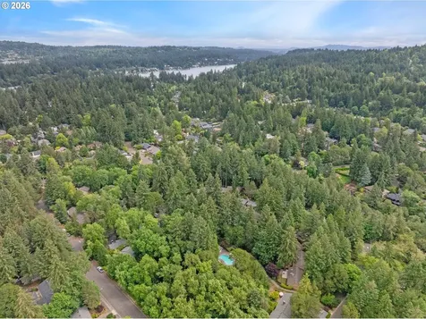4321 Woodside Circle Lake Oswego OR 97035