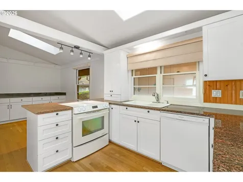 4321 Woodside Circle Lake Oswego OR 97035