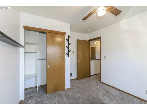 11571 SW Sheffield Circle Portland OR 97223
