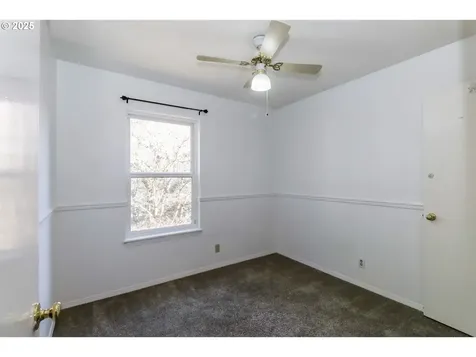 11571 SW Sheffield Circle Portland OR 97223