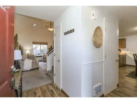 11571 SW Sheffield Circle Portland OR 97223
