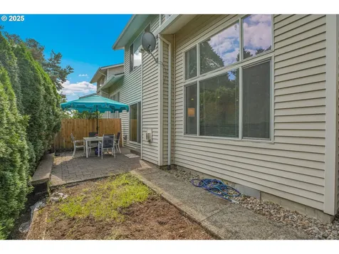 20147 NE Halsey Street Fairview OR 97024