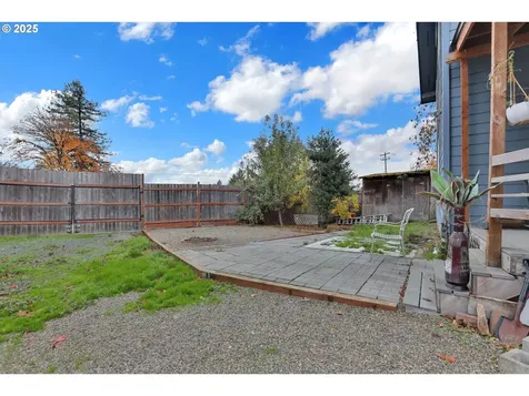 505 Tracy Place Junction City OR 97448