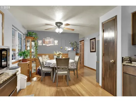 505 Tracy Place Junction City OR 97448