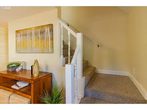 1368 Hayes Street Eugene OR 97402