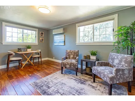 1368 Hayes Street Eugene OR 97402