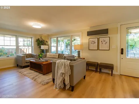 1368 Hayes Street Eugene OR 97402
