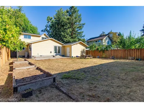 1368 Hayes Street Eugene OR 97402