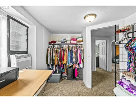 2360 F Street Springfield OR 97477