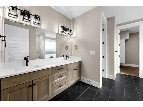16221 NE 180th Street Brush Prairie WA 98606
