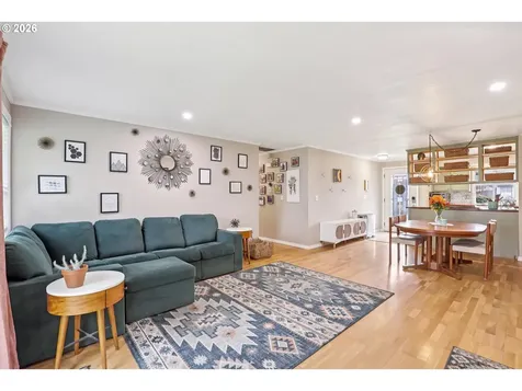 2168 SE Harlow Court Troutdale OR 97060