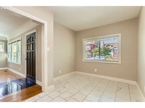7336 SE 19th Avenue Portland OR 97202