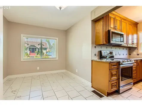 7336 SE 19th Avenue Portland OR 97202