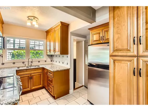 7336 SE 19th Avenue Portland OR 97202