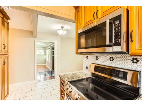 7336 SE 19th Avenue Portland OR 97202