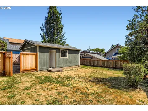 7336 SE 19th Avenue Portland OR 97202
