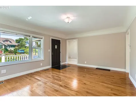 7336 SE 19th Avenue Portland OR 97202