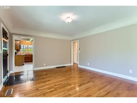 7336 SE 19th Avenue Portland OR 97202