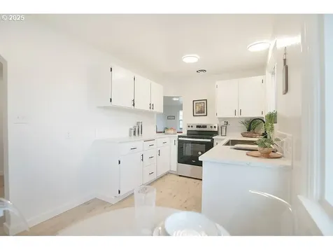 1835 15th Avenue Longview WA 98632