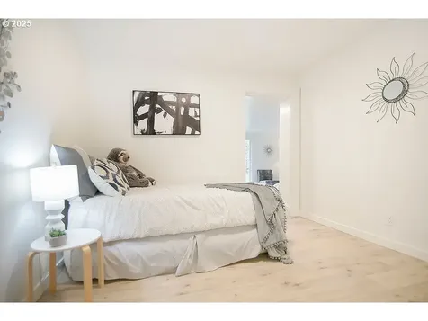 1835 15th Avenue Longview WA 98632