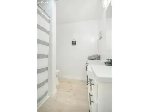1835 15th Avenue Longview WA 98632