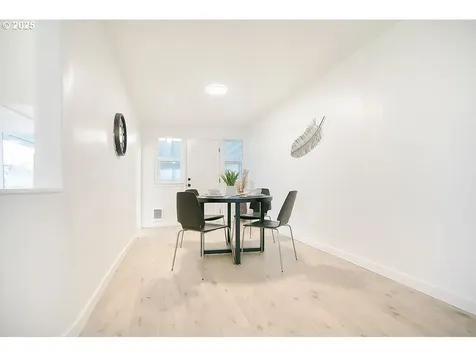 1835 15th Avenue Longview WA 98632