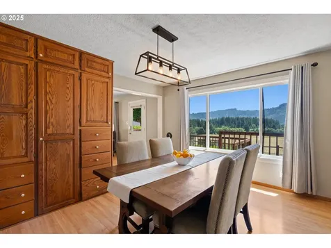 8054 Lewis River Road Ariel WA 98603