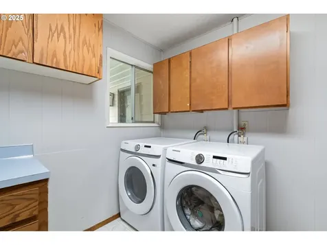 8054 Lewis River Road Ariel WA 98603