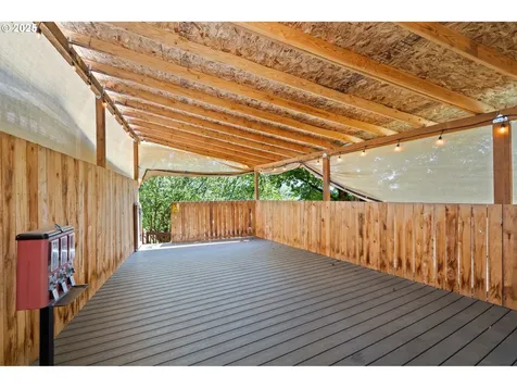 8054 Lewis River Road Ariel WA 98603