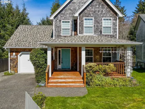 1255 Jeffrey Drive Seaside OR 97138