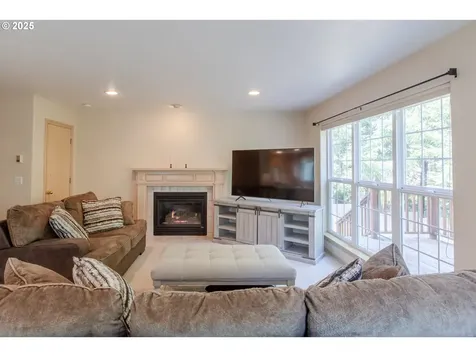1255 Jeffrey Drive Seaside OR 97138