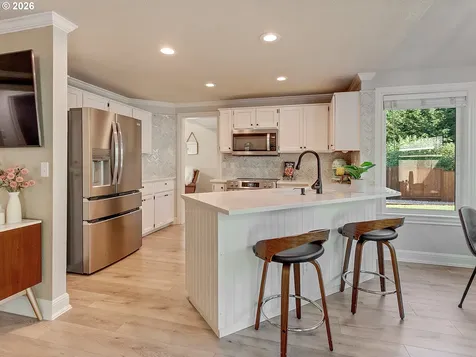 1312 Ann Court West Linn OR 97068