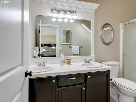1312 Ann Court West Linn OR 97068