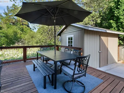 1312 Ann Court West Linn OR 97068