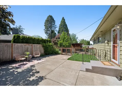 1885 SW Huntington Avenue Portland OR 97225