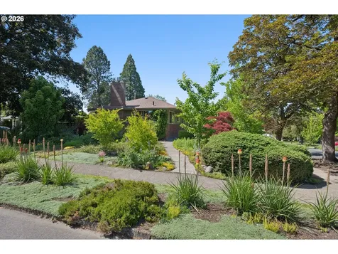1885 SW Huntington Avenue Portland OR 97225