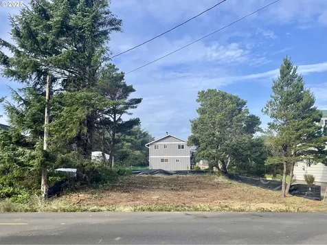 Blk 8 Lot 21 Nedonna Avenue Rockaway Beach OR 97136