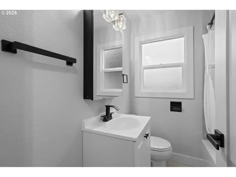 3355 NE 83rd Avenue Portland OR 97220