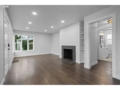 3355 NE 83rd Avenue Portland OR 97220
