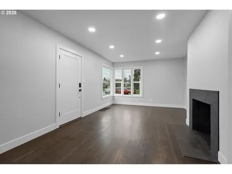 3355 NE 83rd Avenue Portland OR 97220