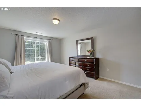 1816 N 9th Way Ridgefield WA 98642